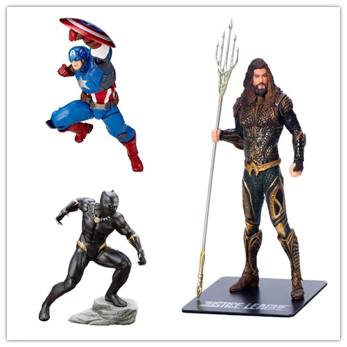 black panther hand toy