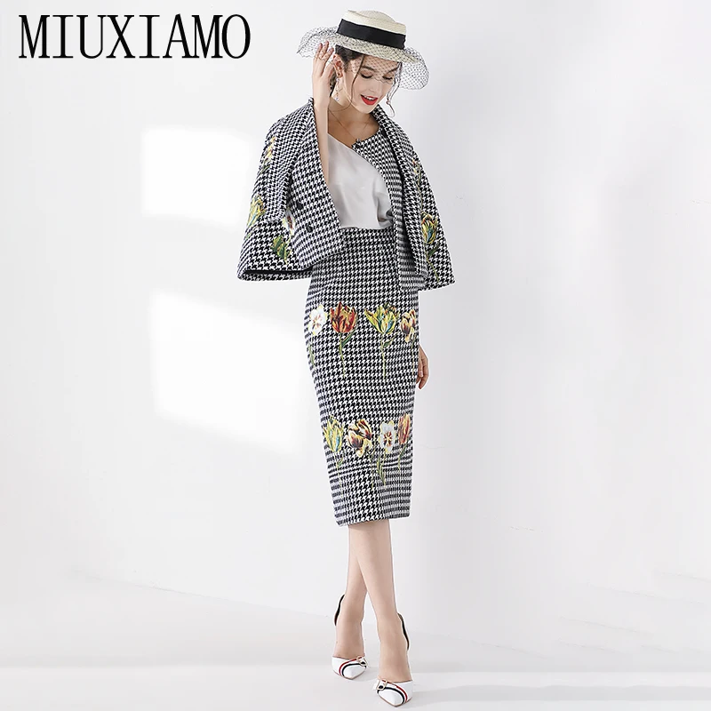 MIUXIMAO/ осенний костюм, комплект из 2 предметов, модный длинный рукав, Цветочная вышивка, тонкая куртка+ юбка, зимний костюм для женщин, Vestidos