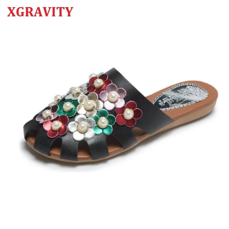 Сандалии XGRAVITY B078 женские с закрытым носком босоножки жемчугом и цветами плоская