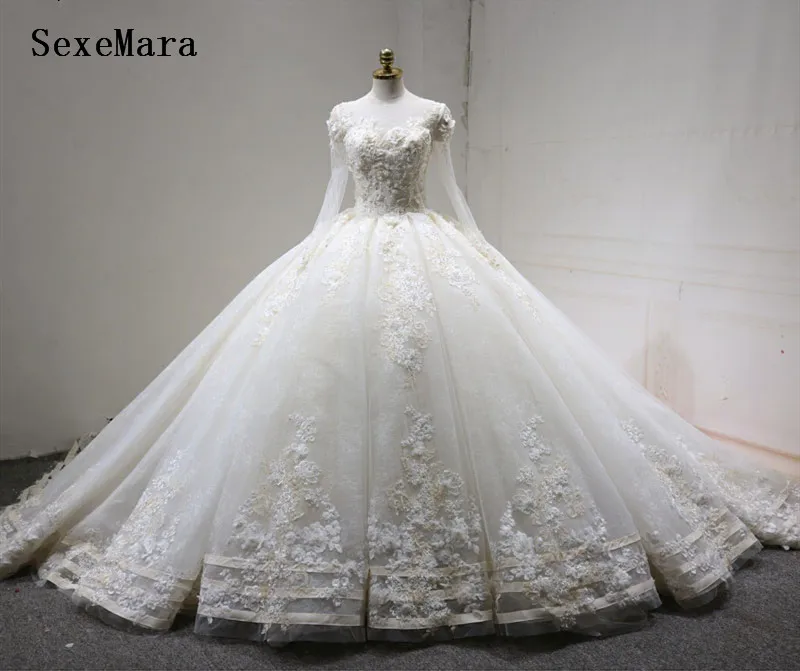 

Beautiful New Wedding Dresses Full Sleeves 3D Flower Lace Beaded Bridal Gowns Ruffles Ball Gowns Appliques Pearls White/Ivory