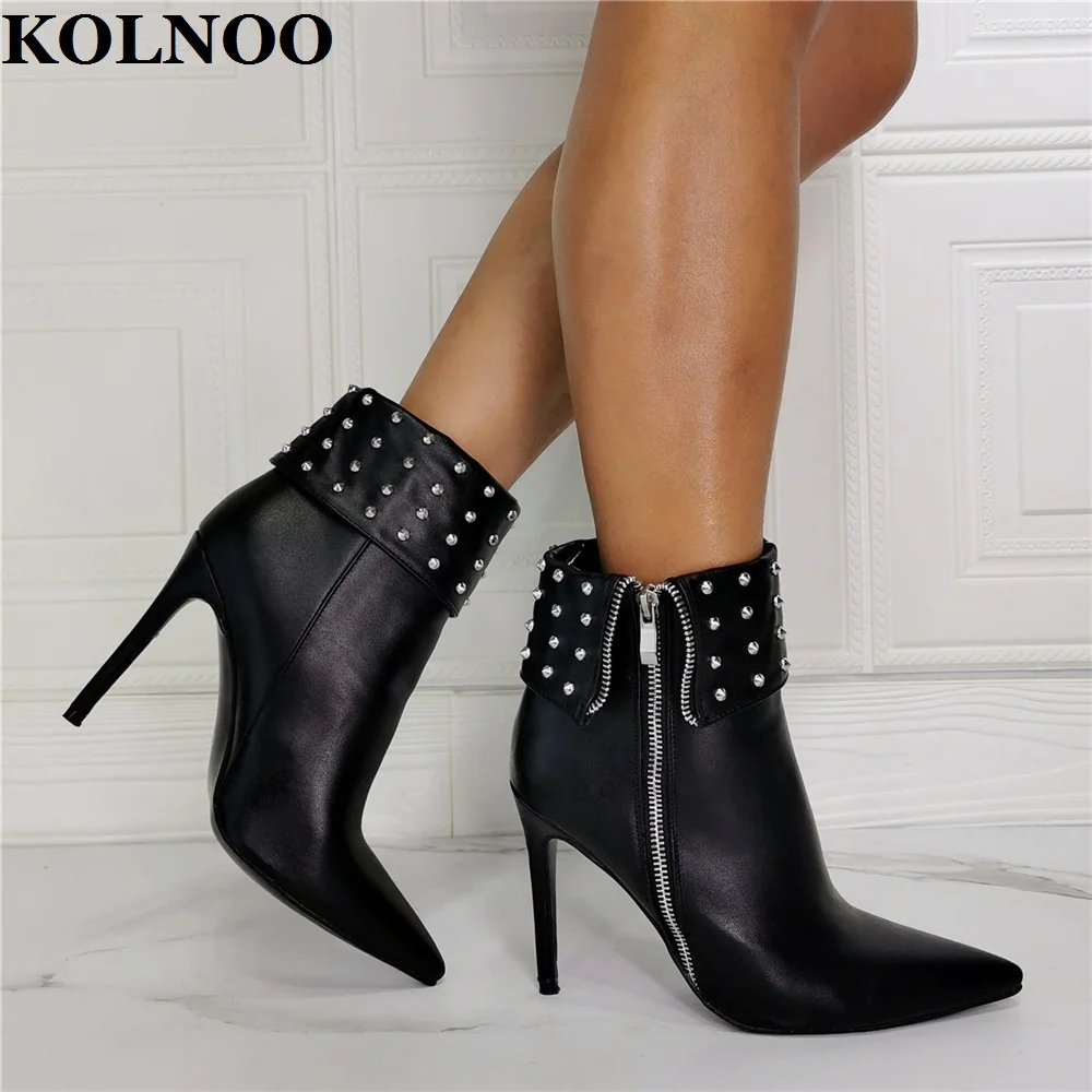 

Kolnoo New Real Pictures Ladies High Heels Boots Black Faux Leather Rivets Spikes Turnover Dress Boots Party Prom Fashion Shoes