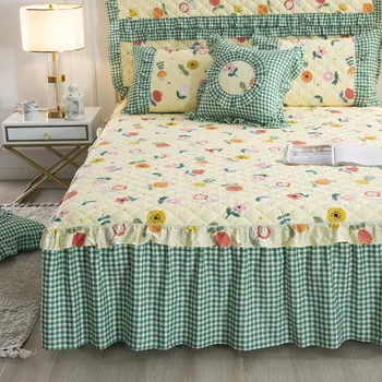 

2020 new products Cotton quilting printing Bed spread Fitted Sheet Pillowcases 2/3 pcs Luxury Princess Lotus leaf lace bedding.