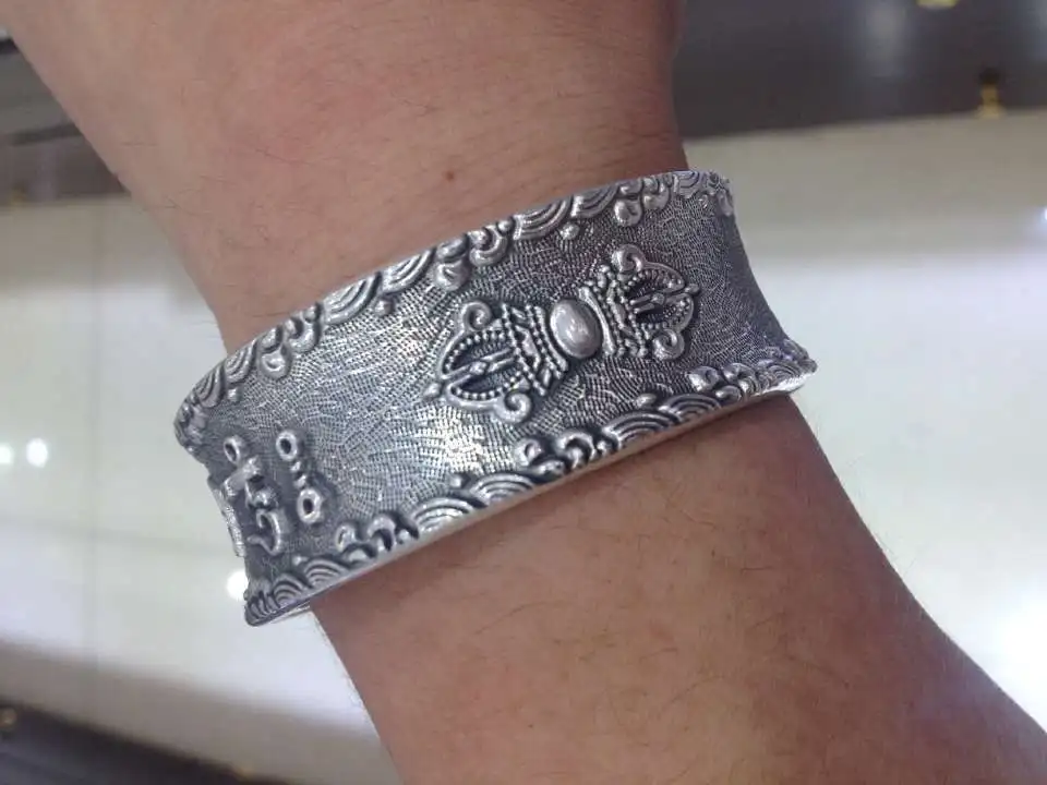 silver-bangle10033O