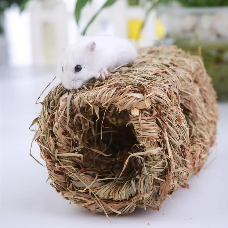 

Soft Pet Woven Straw House Hand-weaved Grass Cottage for Small Animal Rabbit Guinea Pig Hamster Accessories PCMMA