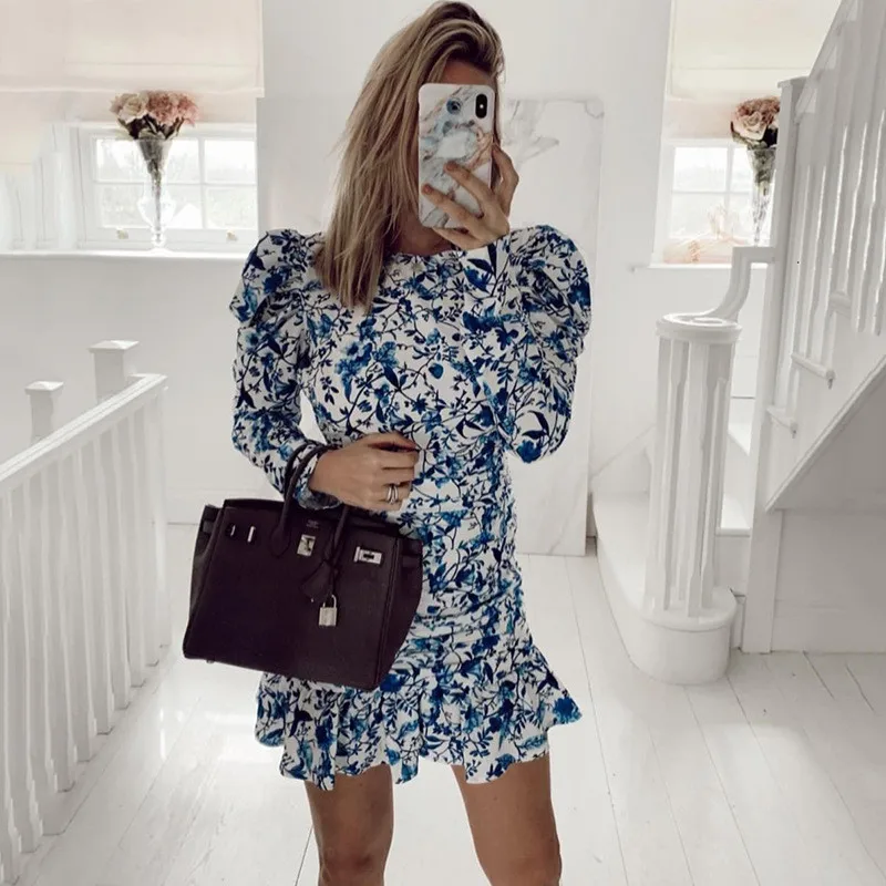 11852694832_2020384570