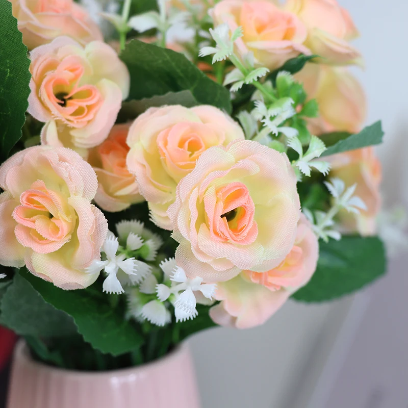 Ramo de flores con bombones  Persa Flores - Entrega en 24h