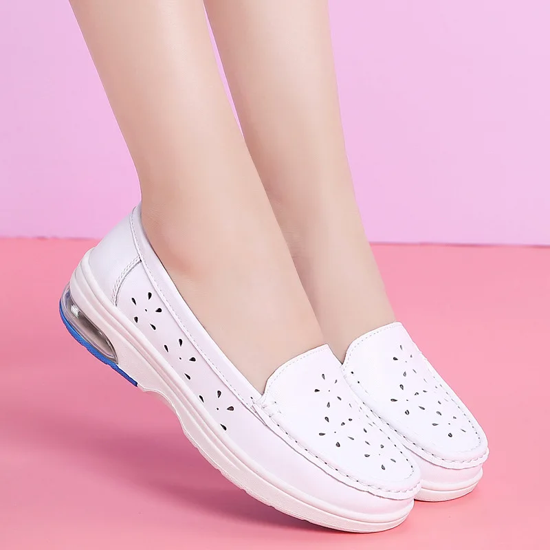 Leisure Summer Shallow Women's Flat Vulcanize Shoes Fashion Solid Chunky Sneakers Elegant Slip-On Summer Shoes Pig Split