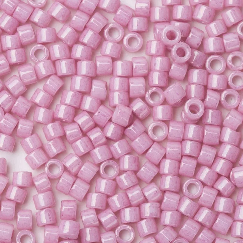 Taidian Miyuki Delica Seed Bead 11/0 для франкоязычных стран непрозрачные белые DB200 1,6x1,3 мм около 3 граммов 600 штук - Цвет: miyuki-DB210