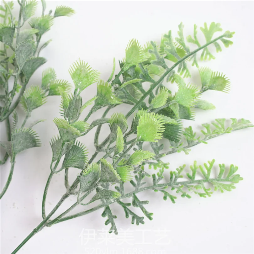 Plastic Antler Leaf Bunch Artificial Flocking Antler Flower Fake Grass Greenery Plant Greenery for Home Office Table Decoration