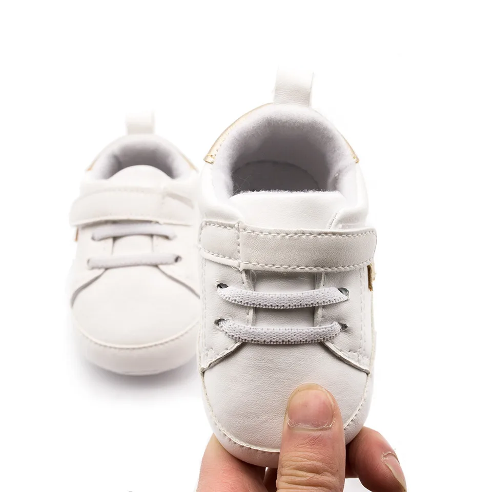 Г. Новая модная детская обувь кроссовки для детей от 0 до 24 месяцев, детская обувь на плоской подошве кроссовки на резиновой подошве со шнуровкой и изображением маленькой звезды