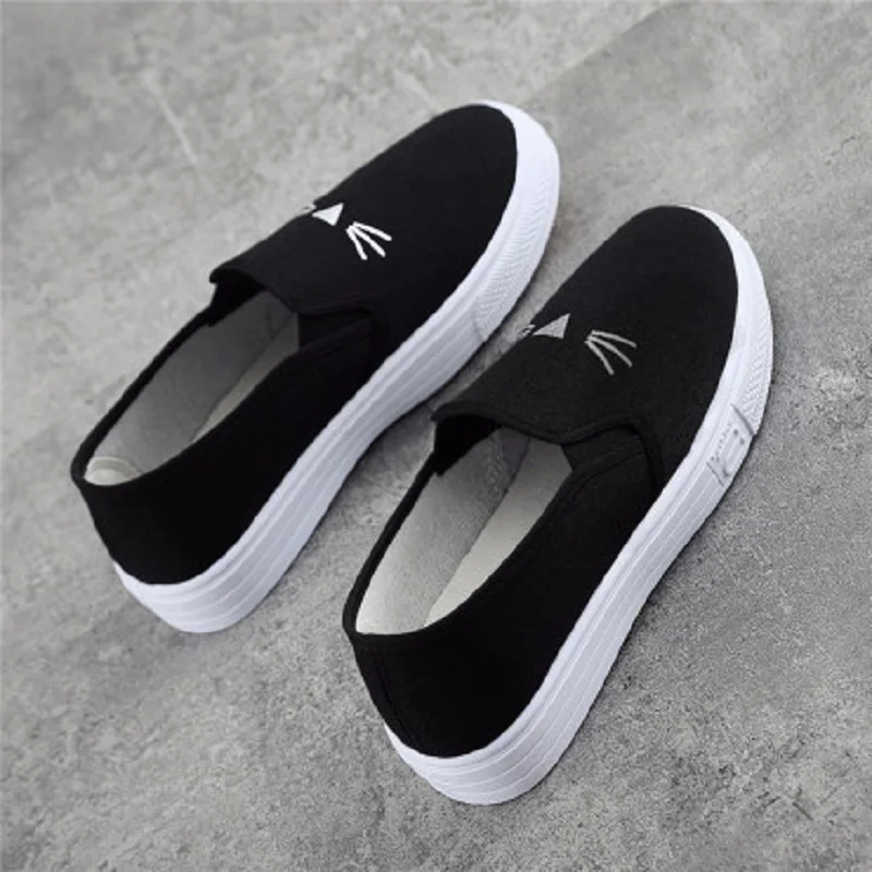 Canvas shoes 2020 spring and summer new canvas one pedal flat flat casual lazy shoes