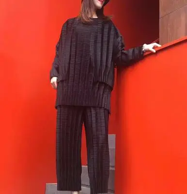 Черный Новые Miyake плиссированные и универсальные модные свободные капри больших размеров супер удобные повседневные брюки для женщин - Цвет: Черный