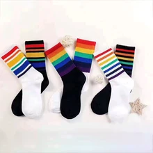 Модные Разноцветные носки в радужную полоску, женские зимние теплые хлопковые женские носки, повседневные корейские забавные женские носки без пятки