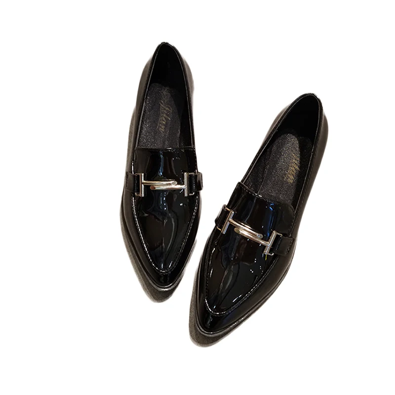Pointed toe metal decoration flats slip on casual thick heels women shoes solid leather brief loafers college students moccasins