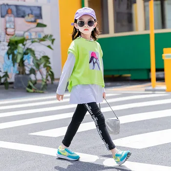 

Girls autumn parent-child Korean three-piece set 2020 new fashionable girls cartoon print long-sleeved top suit