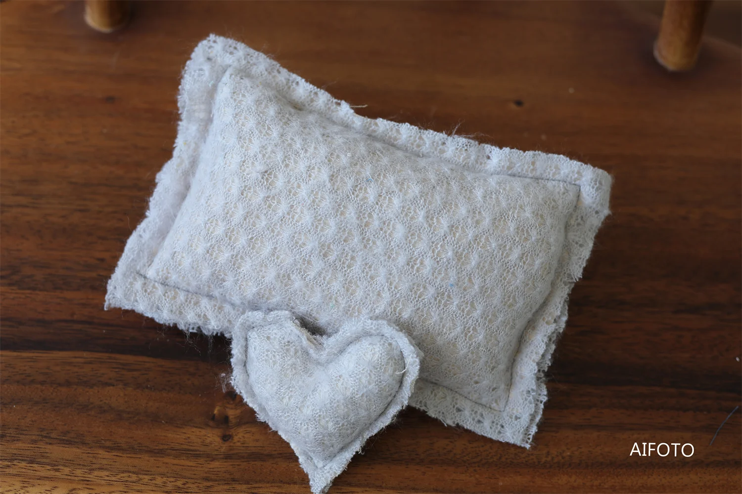 Newborn Photography Props Patchwork Heart Lovely Toy Posing Mini Pillow Baby Photo Props for Photography Fabric Accessories Set 4
