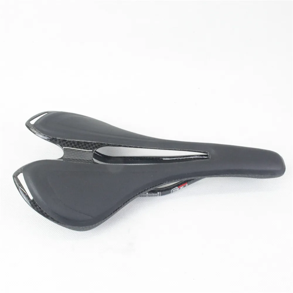 carbon saddle road bike