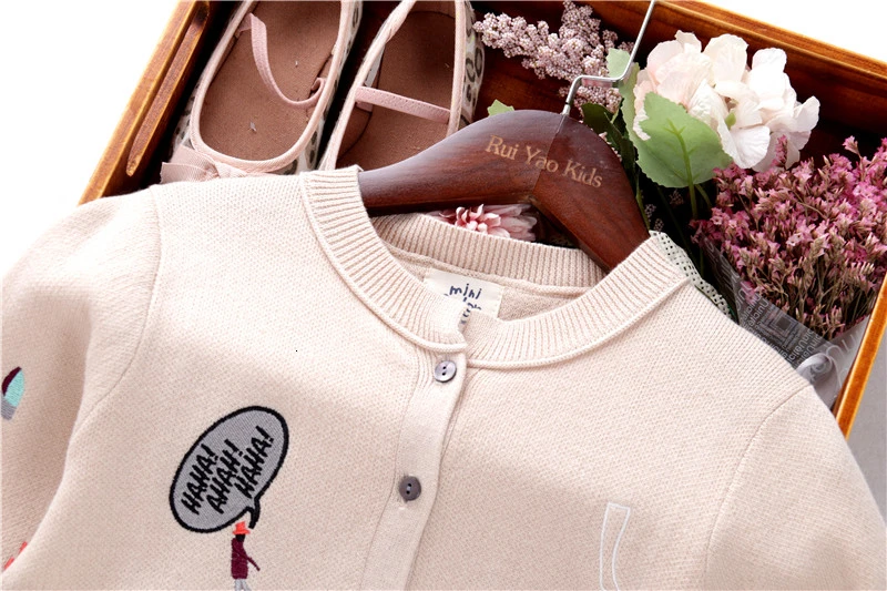 Осенняя модная одежда для маленьких девочек; Кардиган для девочек; одежда с вышивкой для малышей; детская одежда