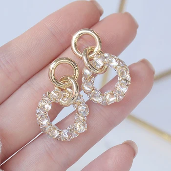 Exquisite Design Super Shining CZ Loop Buckle Earrings for Women AAA Zirconia Anti Allergy Stud Earrings Jewelry Pendant Gift