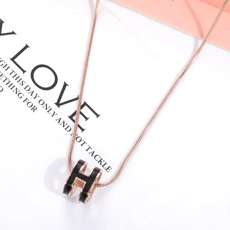 

South Korea Online Celebrity Trend Snake Chain Does Not Fade Anti-Allergy Titanium Steel H Oil Drop Necklace Women's Simple Stud