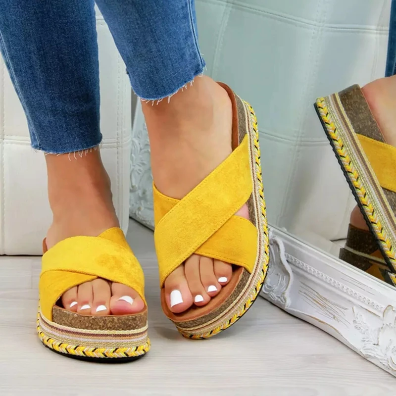 

Thick Bottom Women Slippers New Ethnic Style Cross Twine Breathable Platform Sandals Solid Color Female Open Toe Beach Slippers