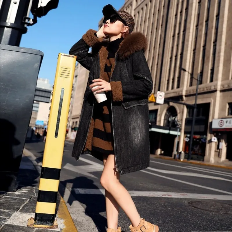 conew_9448446490_1313518034_conew1