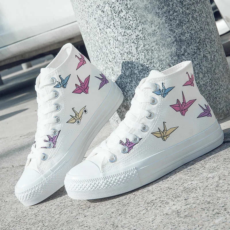 white high top tennis shoes