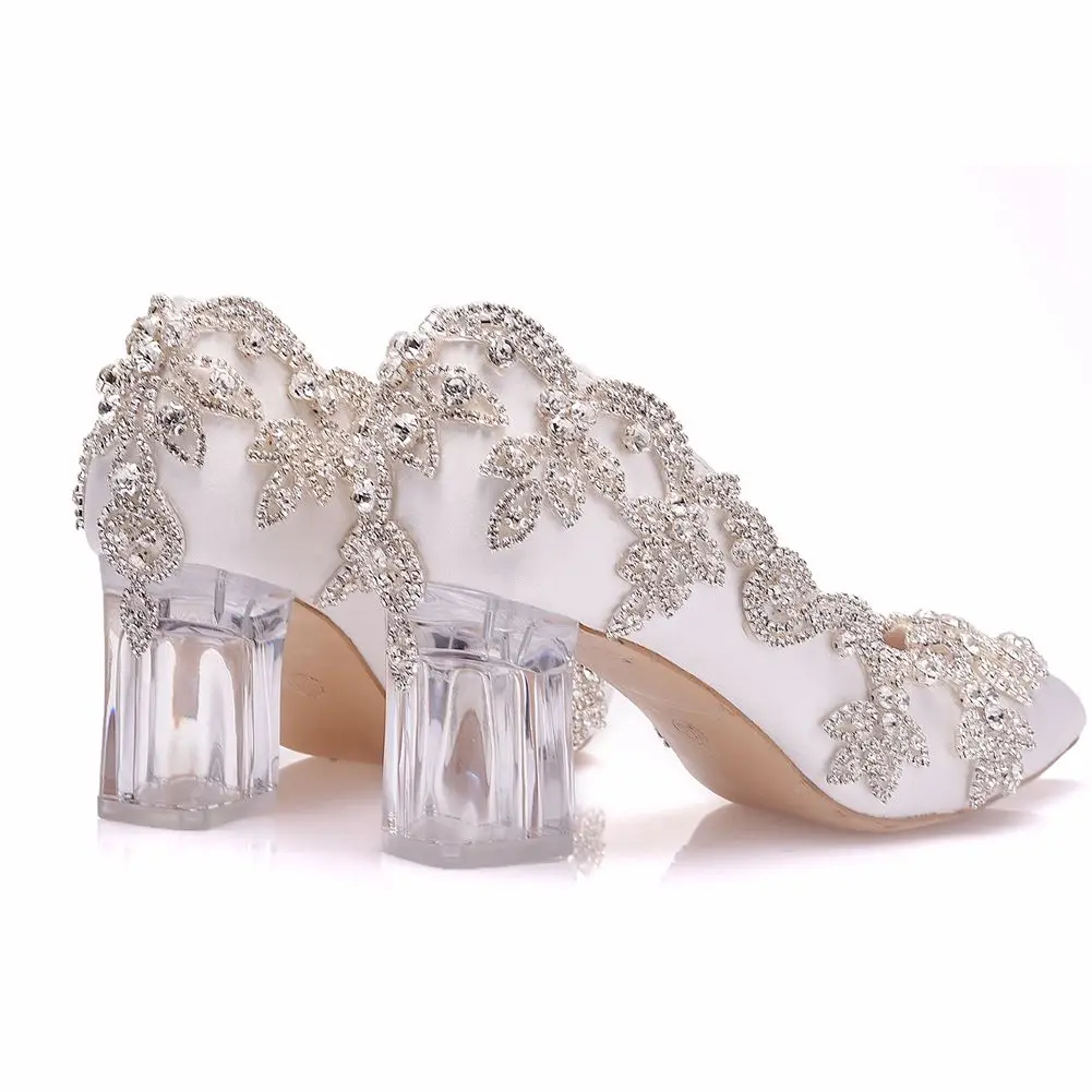 Свадебная обувь для королевы со стразами; туфли-лодочки со стразами на прозрачном каблуке для невесты; Роскошная атласная шелковая обувь на высоком квадратном каблуке 7 см для рождественской вечеринки