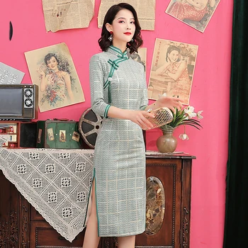 

Chinese Traditional Mandarin Collar Cheongsam For Women 3/4 Sleeve High Split Qipao Plaid Evening Party Dress Large Size 3XL 4XL