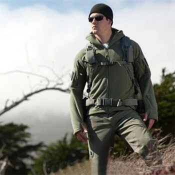 

Men Autumn Winter Jacket Soft Shell Fleece Antistatic Sweatproof Quick Drying Windproof Thermal Hiking Hoodie Jackets