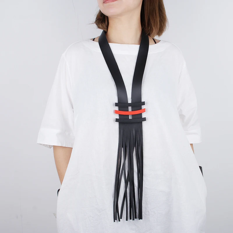 

YD&YDBZ Wide Leather Rope Statement Necklace Women Luxurious Red Flat Rubber Stripe Long Necklaces Current Street wear Jewelry