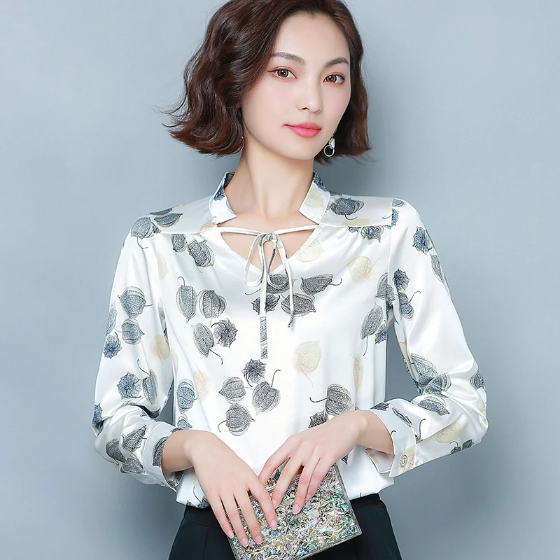 

Korean Fashion Women Silk Shirt Women Satin Blouses Shirt Plus Size Woman Long Sleeve Bow Blouse Tops Blusas Femininas Elegante