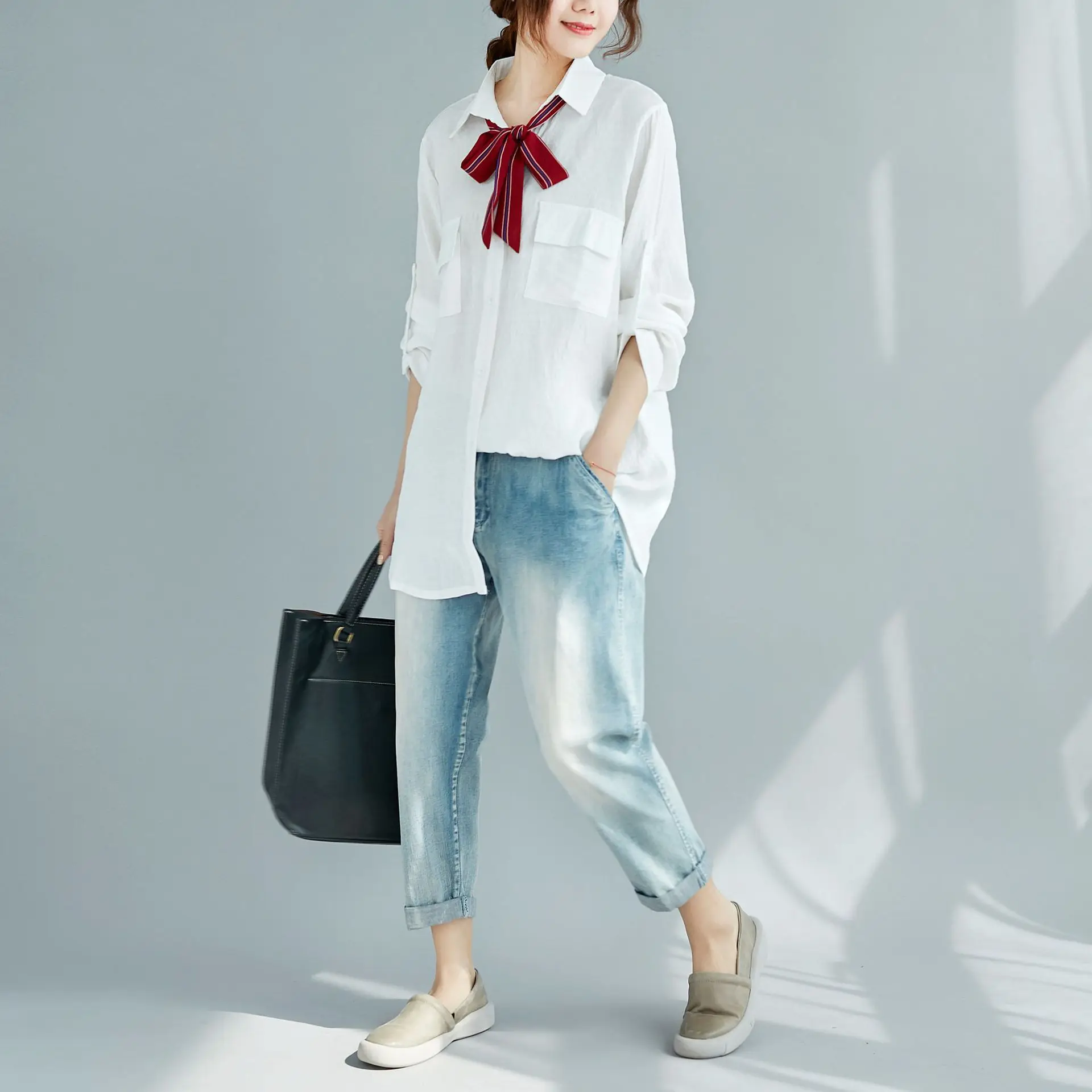 

Plus Size Women White Shirt Long Black Blouse Female Casaul Autumn Bow Top Streetwear 3486LY