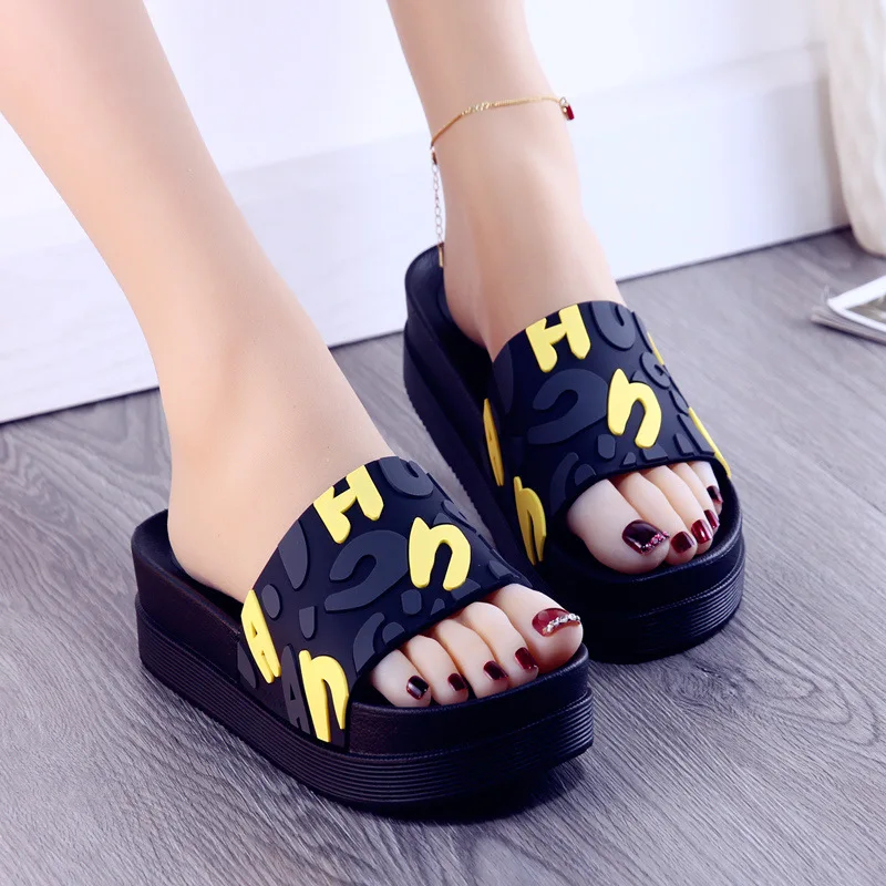 

Beach Fashion New Women Slippers Summer Shoes Student Outside Platform(4cm) Mixed Colors Shallow Flat with Casual Female Slides