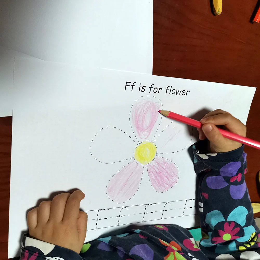 Книга для чтения с 26 алфавитами детей|Чтение| |