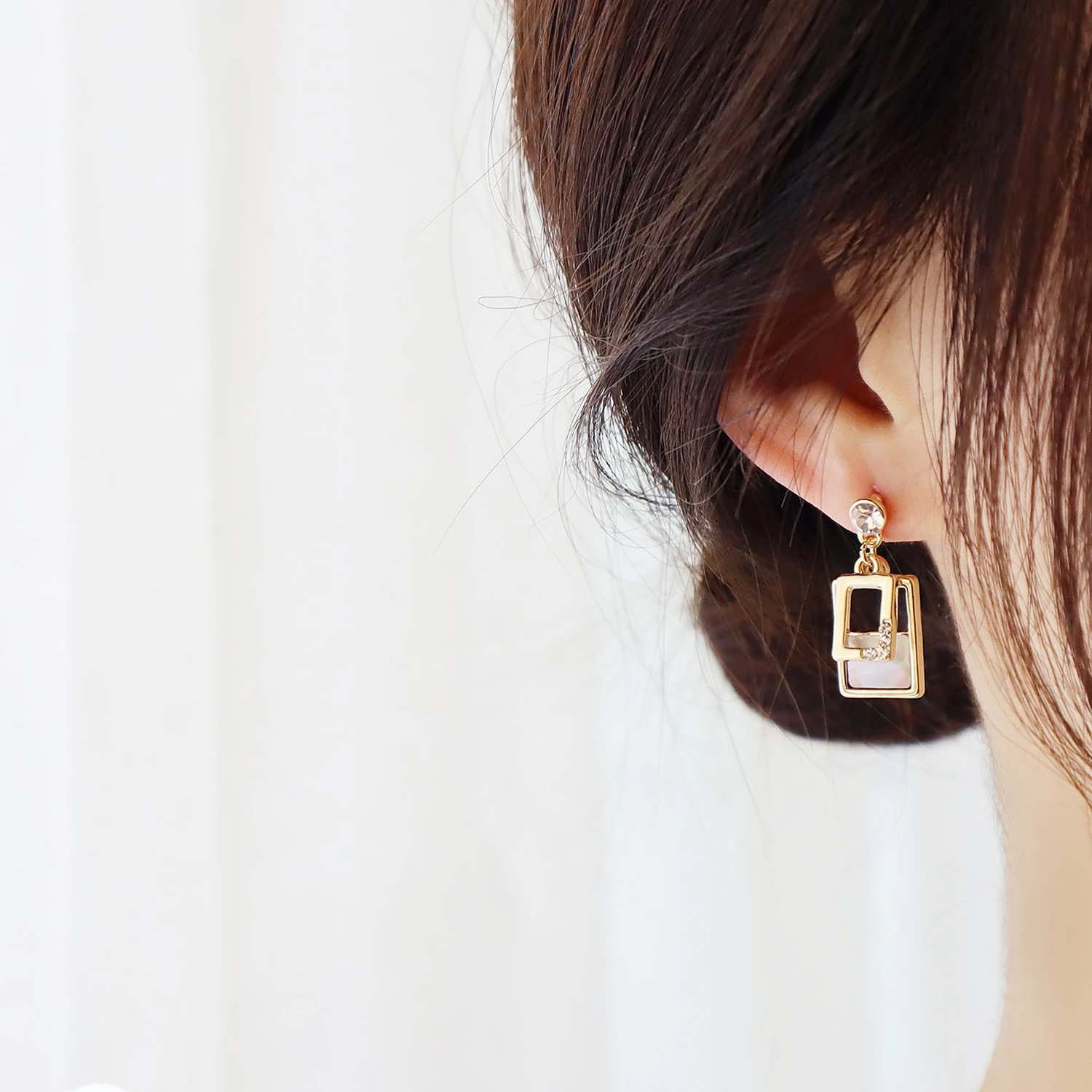 JUWANG Earring For Women Die Shell Elegant 14k Real Gold Luxury Crystal Zircon Temperament Geometric Simple Earring New Products - Image 3