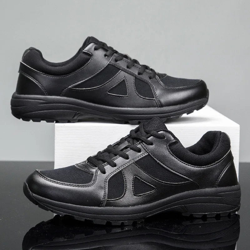 

2021 New Brand Fashion Outdoors Sneakers Waterproof Men's shoes Men Combat Desert Casual Shoes Zapatos Hombre
