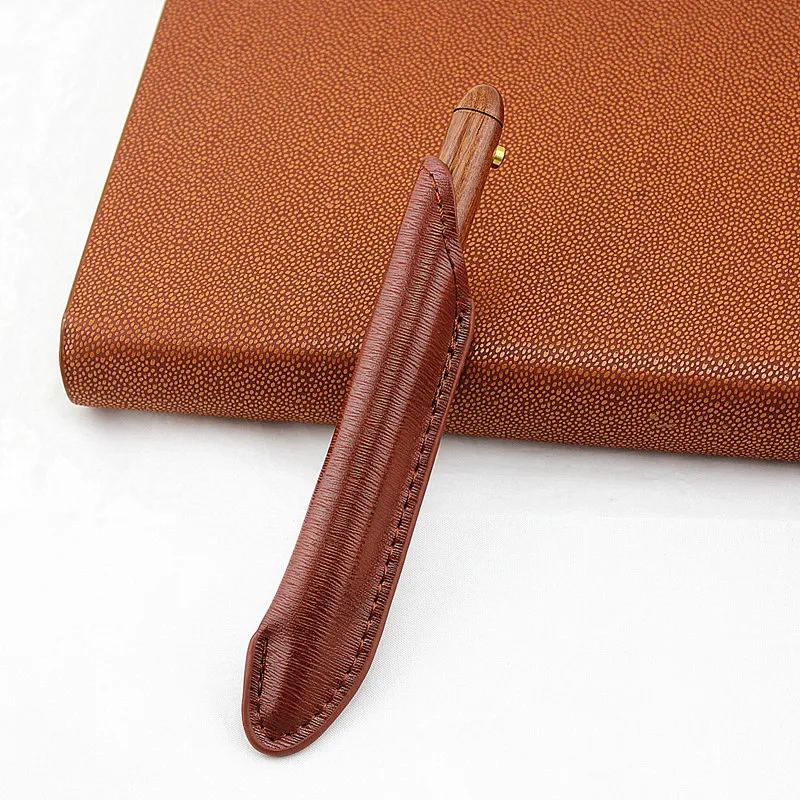 Металлические, деревянные, гладкие, средние, 0,7 мм, черные чернила, заправка, шариковые ручки, офисные принадлежности, кожаная сумка для карандашей, набор, подарочная коробка - Цвет: M