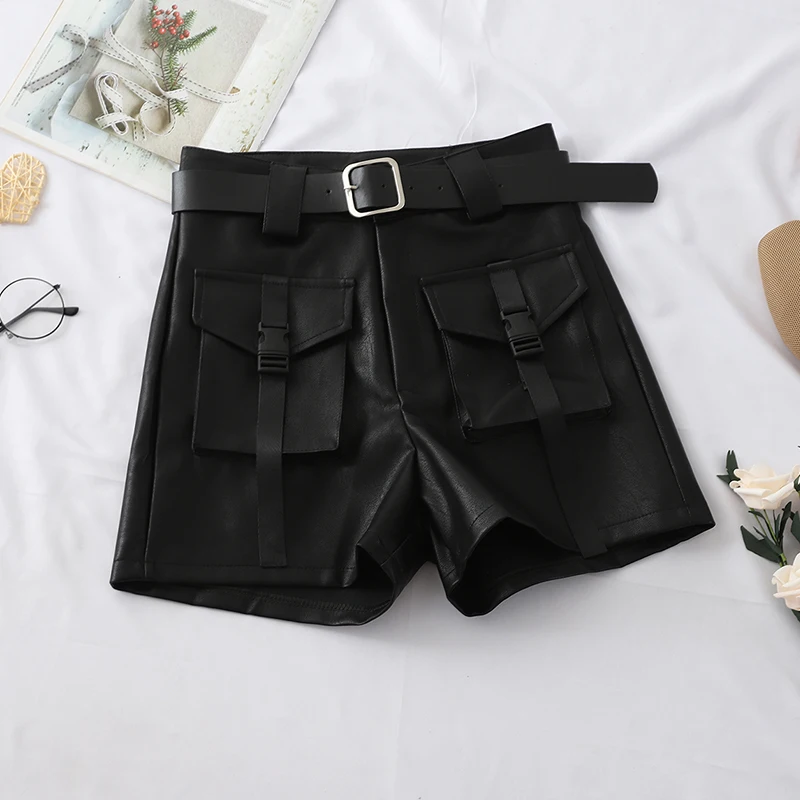 Черный Fashion High Waist PU Leather Shorts For Women Black Sashes Wide Leg Shorts Spring Autumn Femme Streetwear Leather Shorts - Цвет: Черный