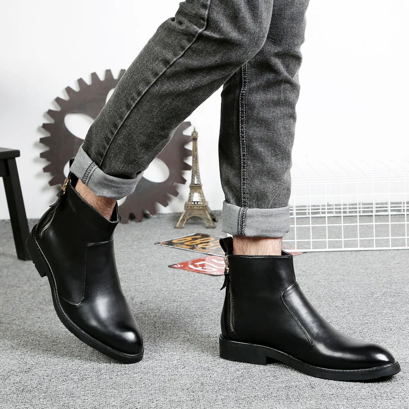 

Classics Black Men Chelsea Ankle Boots Zip Concise Vintage Pointed Toe Motorcycle Boots Low Heel Casual British Style Shoes