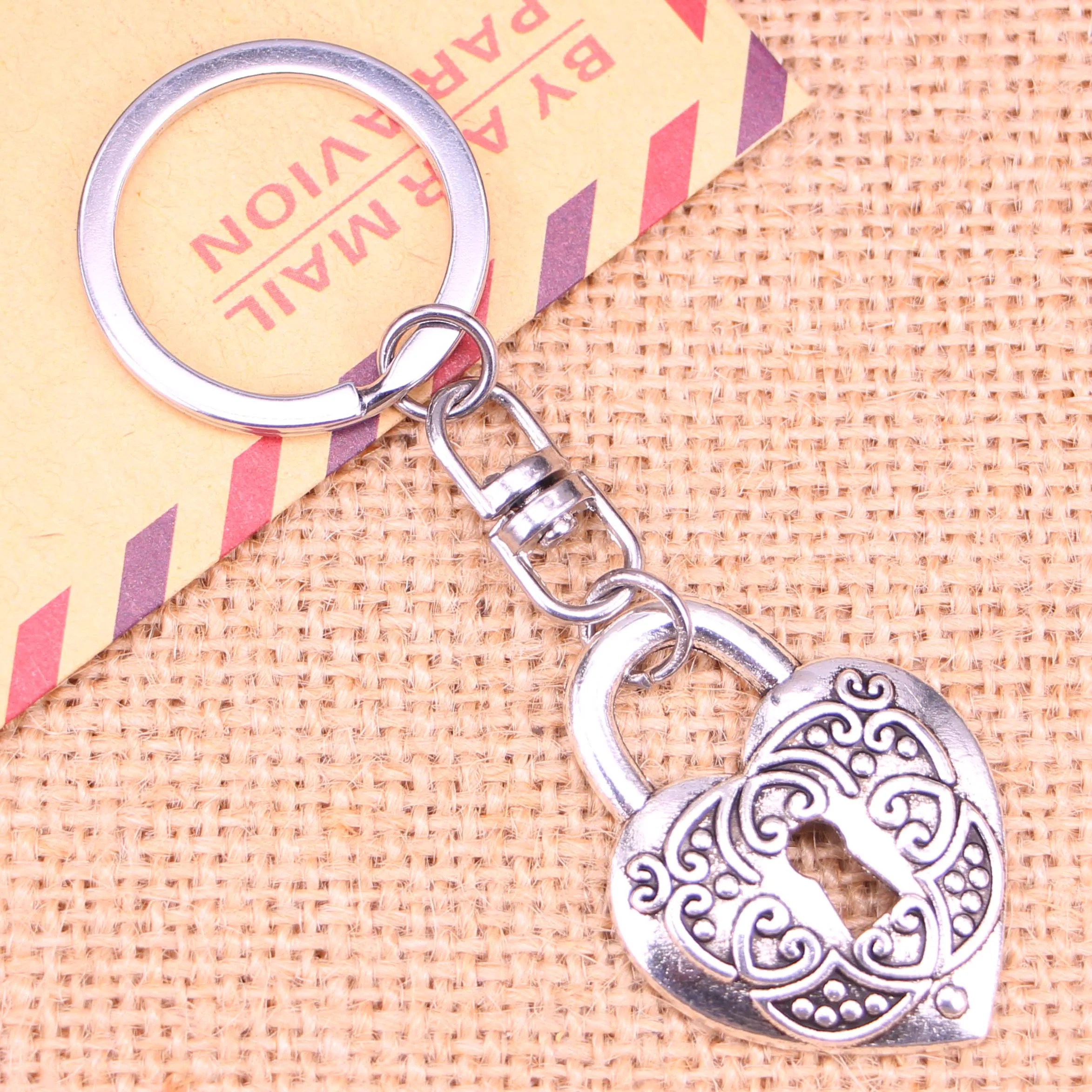 New Fashion Keychain 32*22 mm heart lock Pendants DIY Men Jewelry Car Key Chain Ring Holder Souvenir For Gift | Украшения и