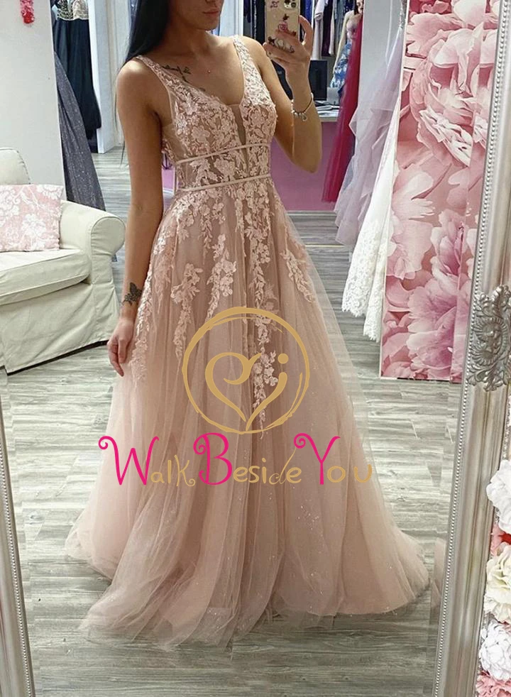 Pink Tulle Prom Dresses 2020 Lace Applique Beads V Neck Sleeveless A Line Sweep Train Evening Gowns Formal Party Gowns Customize