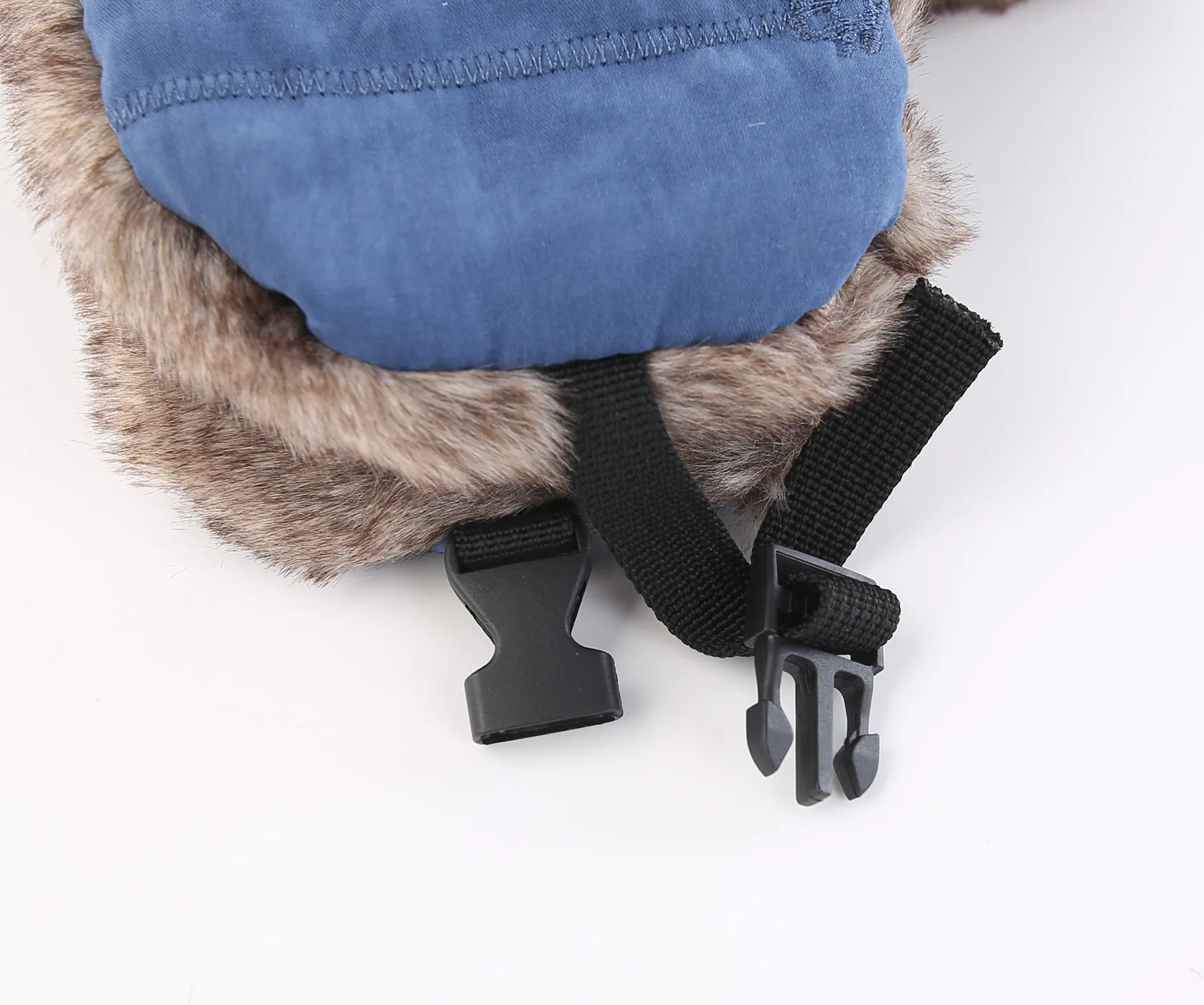 Connectyle Men's Warm Chunky Trapper Hat Removable Windproof Winter -Russian system-hat. outdoor et ceiling light