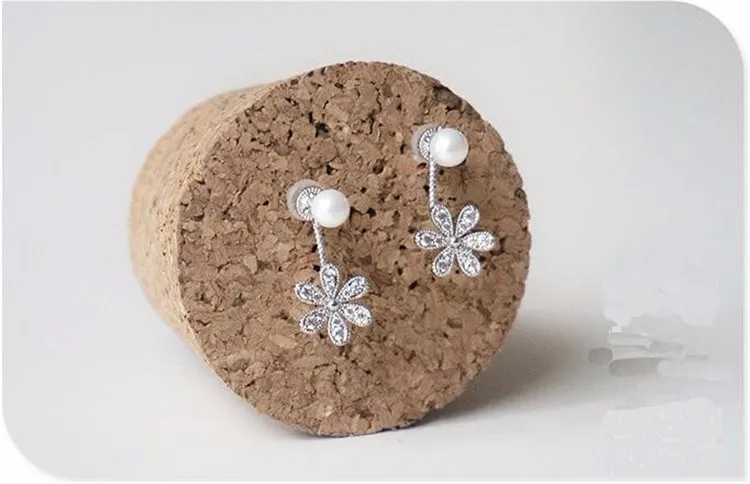 9542456087_1966409281