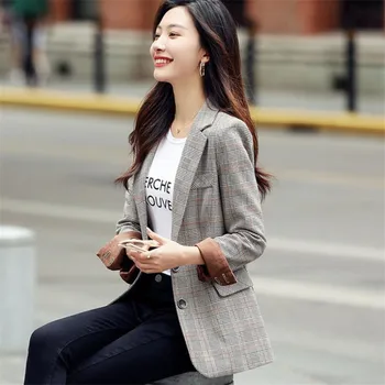 

Plaid loose long-sleeved Korean suit jacket female 2020 autumn new retro casual fashion wild small suit large size S-4XL