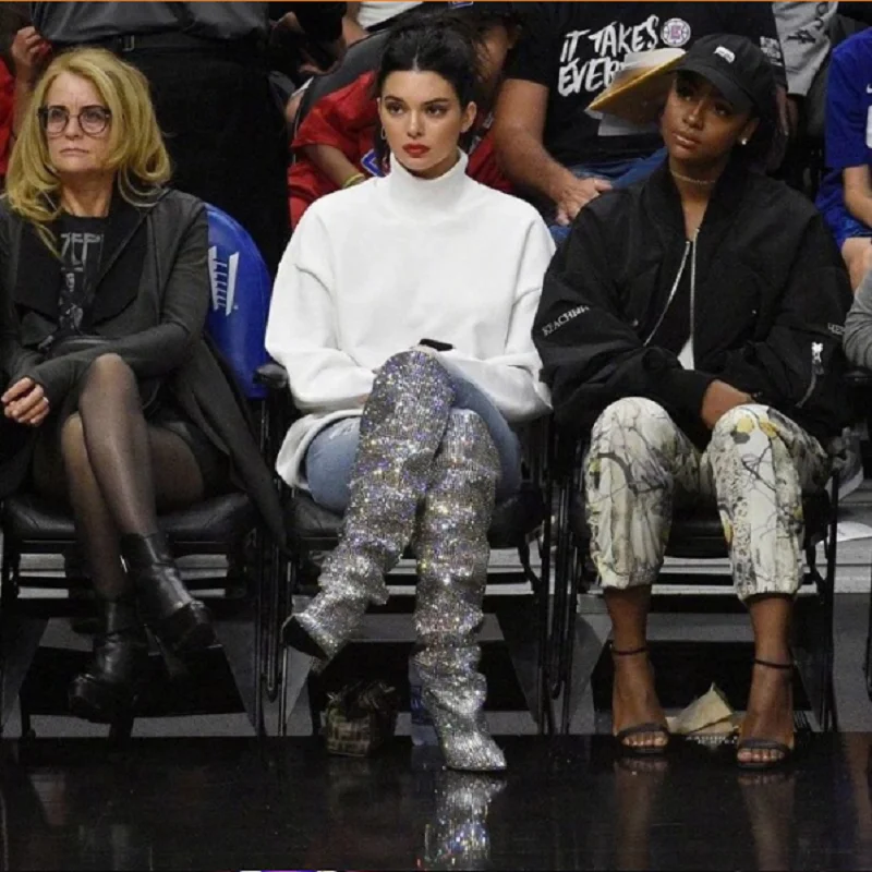 Женские высокие сапоги выше колена с острым носком и кристаллами | Обувь