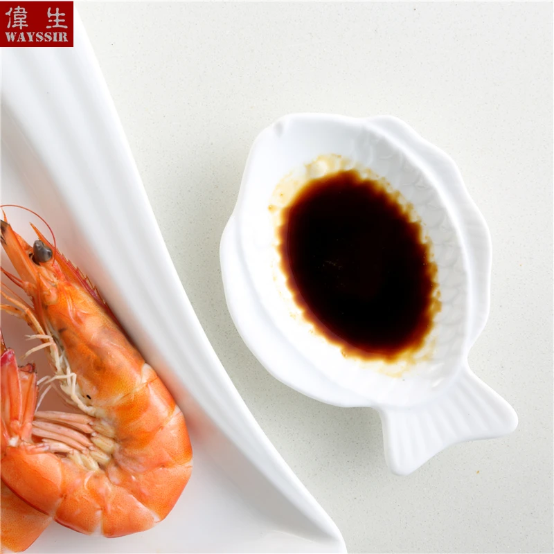A Forma Di Pesce Spuntino Salsa Super Bianco Piatto Di Porcellana Hotel Ristorante Colazione Cibo A Buffet Torta Ceramica Plater Wasabi Da Tavola