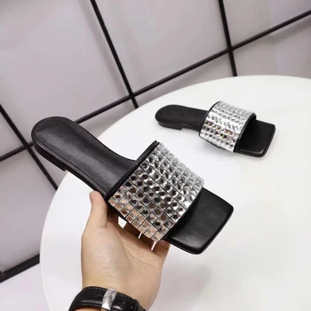 

Popular luxury brand designer fashion rhinestone women's sandals and slippers beach flat shoes casual diamond upper sandals