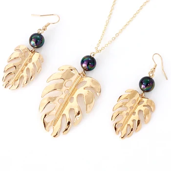 

Say Hello Polynesian Hawaiian Samoa Marshall Glass Bead Pearl Mauna Kea Tribal Banana leaf Necklace Earrings Jewelry Set