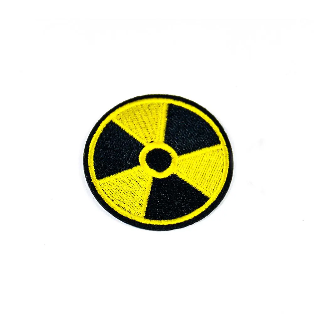 Chernobyl Nuclear Dangerous Sign Skull Radioactive Patch Embroidery sewing Eellow Green Iron on Applique DIY Fabric Sticker - Цвет: 04